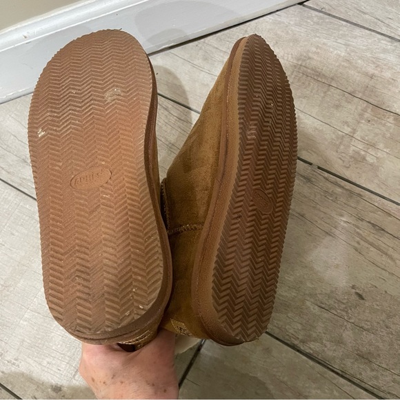 Apres By Lamo Womens Faux Fur Tan Camel Boots Size 9 wore once perfect - Picture 4 of 4